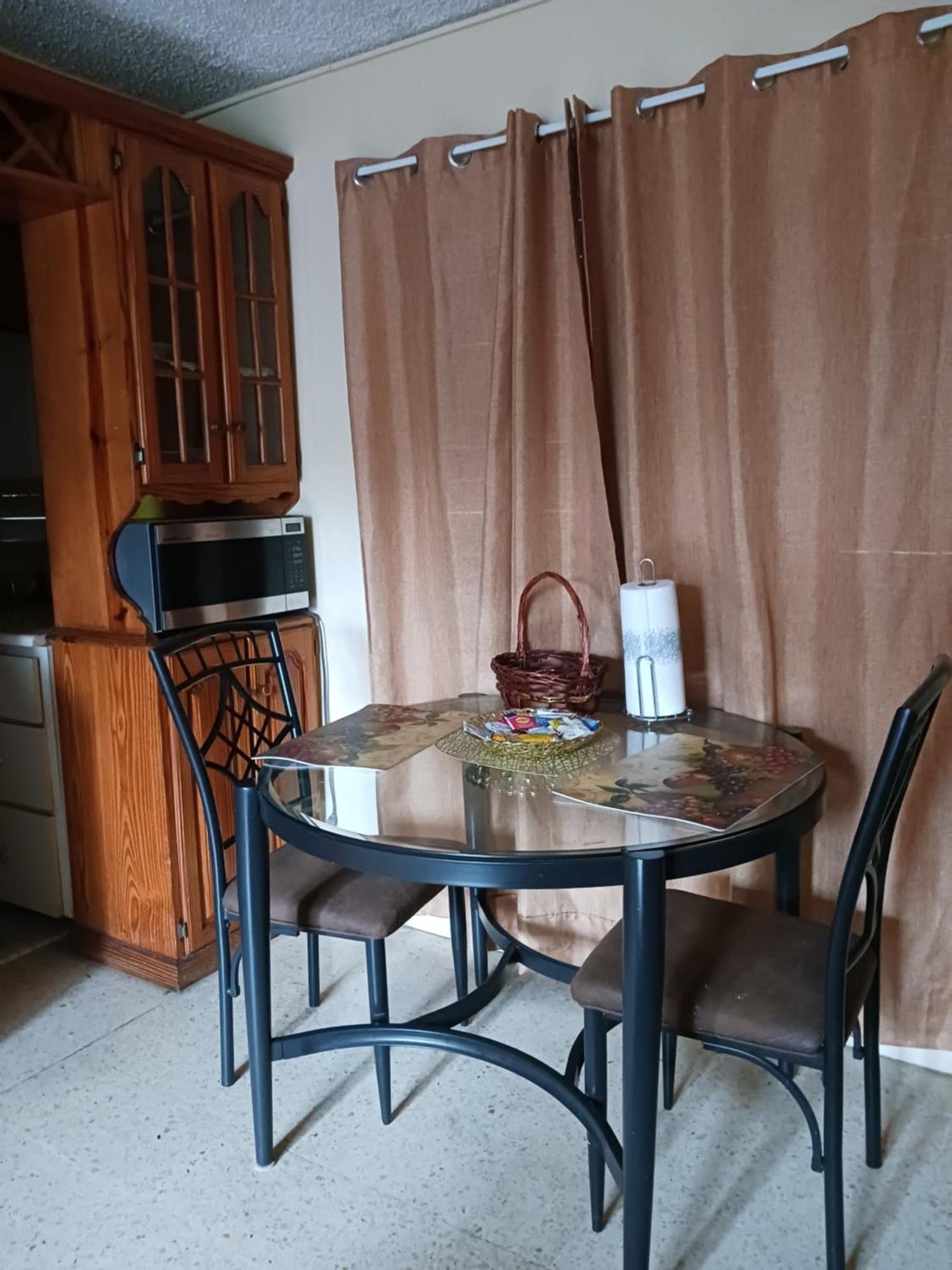 킹스톤 Chelsea Manor 아파트 외부 사진